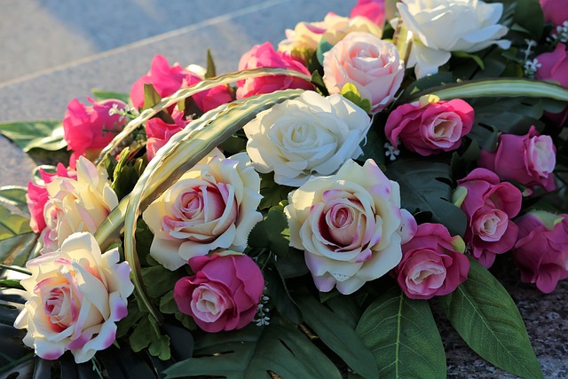 jak odświeżyć sztuczne kwiaty z cmentarza poradnik